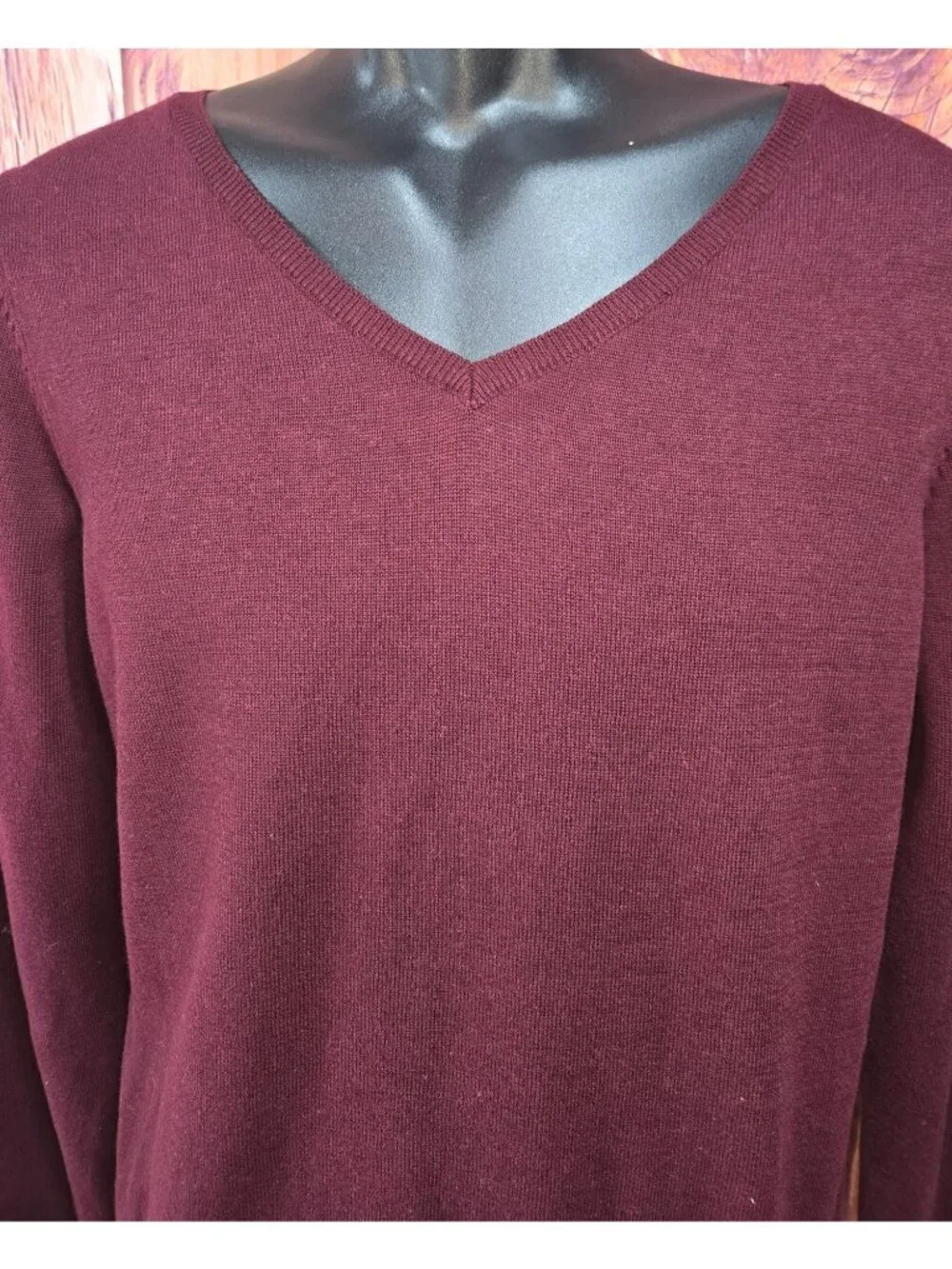 Clique Mens Burgundy V-Neck Lightweight Sweater Medium NWT